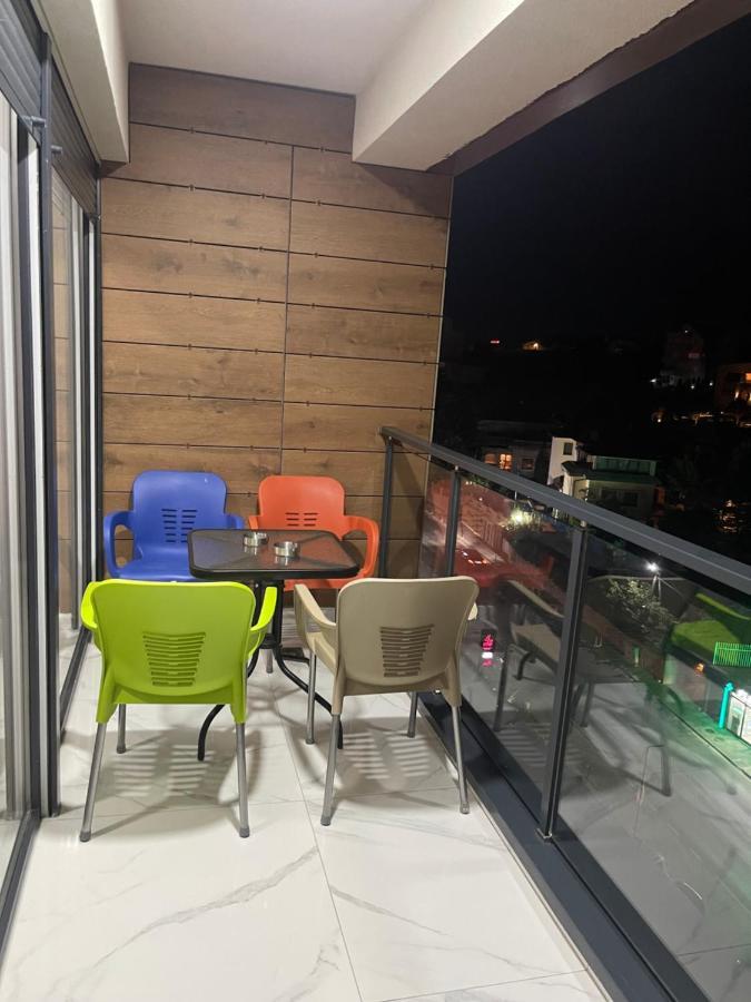 Daf Apartaments Pristina Exterior foto
